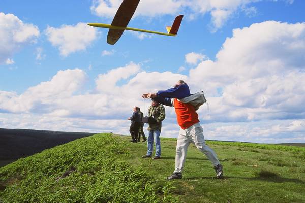 Hole of Horcum: John Phillips launching for Peter Bailey