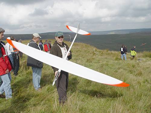 Mark Passingham holds Ken Woodhouse's NYX. Flew well.