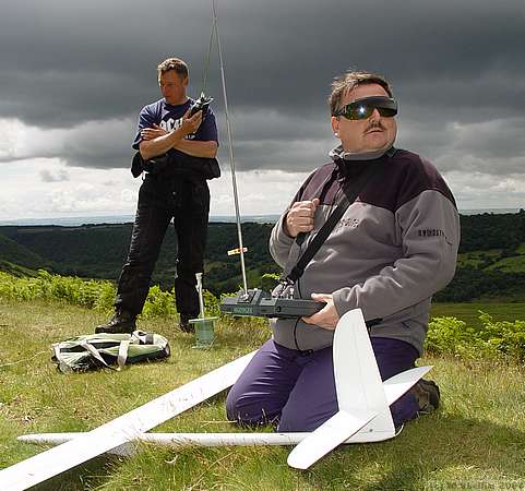 F3F on Sunday: Dave Woods (foreground) waiting to fly, and Mark Abbotts.