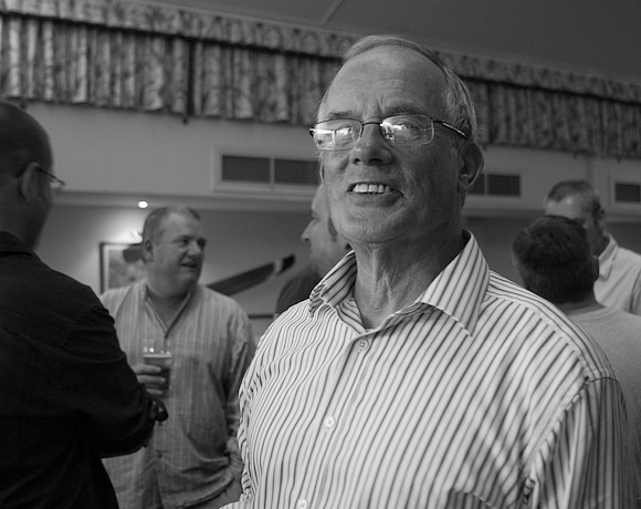 Images from the fine BANQUET, with many thanks to Vic for oraganising.
