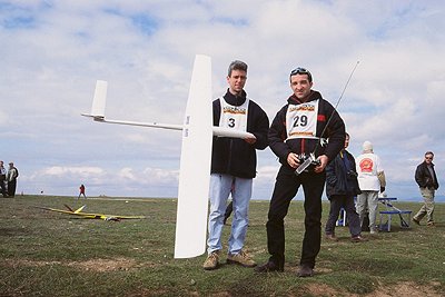 Alex McMeekin about to launch Sig's Calypso (ex my Calypso). First flight since at La Muela in 2000!