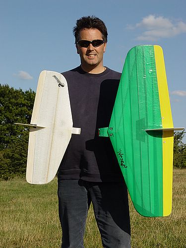 Tony Angus with Weasel and Mini Weasel, at Ivinghoe