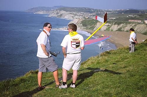 John Phillips prior to launching Kevin's Pike with prototype Brio wings.