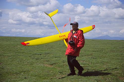 Carlos Rivero from Venezuela flew at Bilbao and Muela