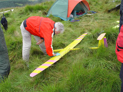 BMFA League 5 - S. Wales Tom McPherson drying off his wings during a lull