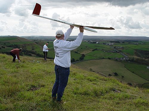 Ian Mason came second by 1 point. Here launching Andy Ellison's 'New Sting'.