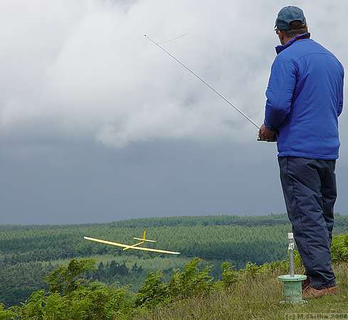 Mark Southall coaxes his Elita in light air.