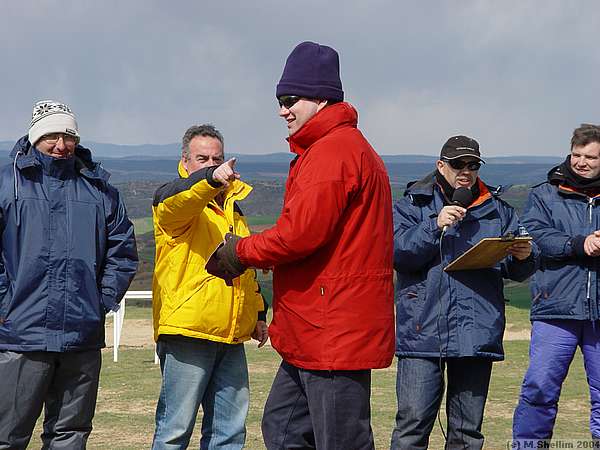 John McCurdy (in red) snatched excellent 2nd place with E2V after trashing his Pike in practice. Alexis Marechal won the event.