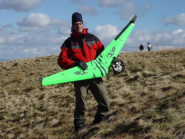 Peter Riemer flew this Cougar foam/veneer foamie. 1.8m span, designed by Petr Fromler.