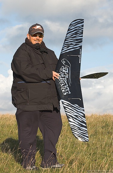 Andy Ellison with prototype 60 inch Half Pipe. Beautifully finished, and very 'grippy' turns.