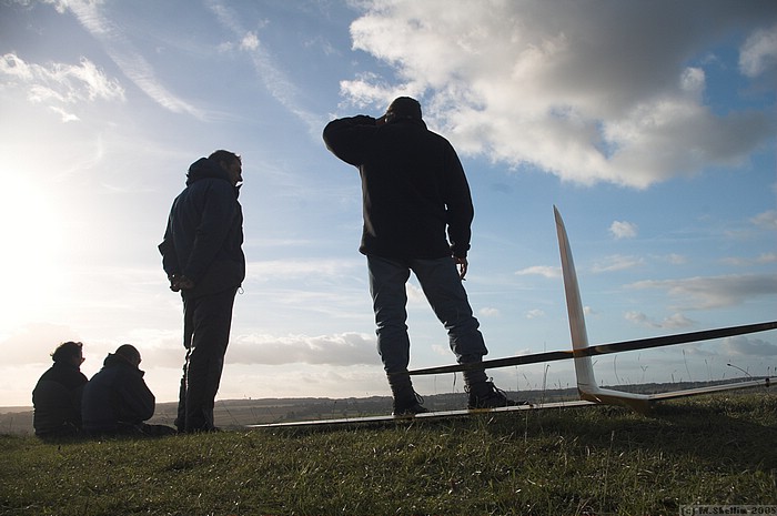 Waiting for wind...