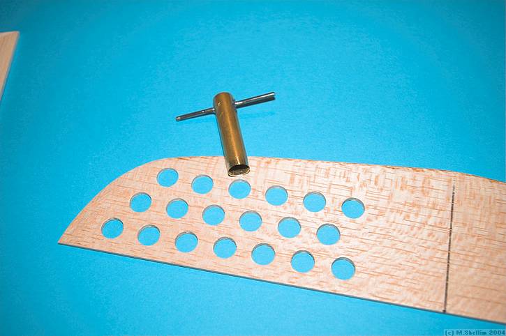 Cutting tool and 'Gruyere' stab