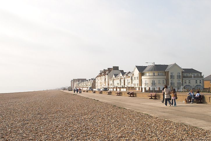 SEAFORD SCENES... The Seafront