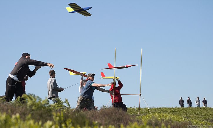 Four pilots, four planes, four flagmen