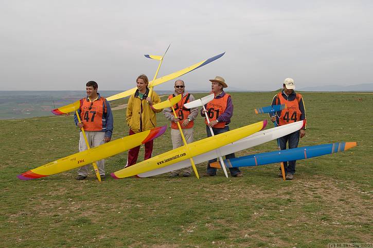 The Spanish pilots. Joao Costa on the left acted as unofficial translator. Joao is actually from Portugal but is also a member of A.A. Guadalajara, the La Muela club. Hence he's in both the Portuguese and Spanish group photos!