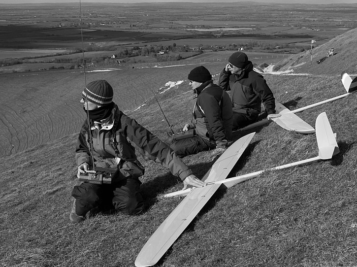 ...a crowd. Left to right: Gary Harrison (Elita), Mark Passingham and Ken Woodhouse