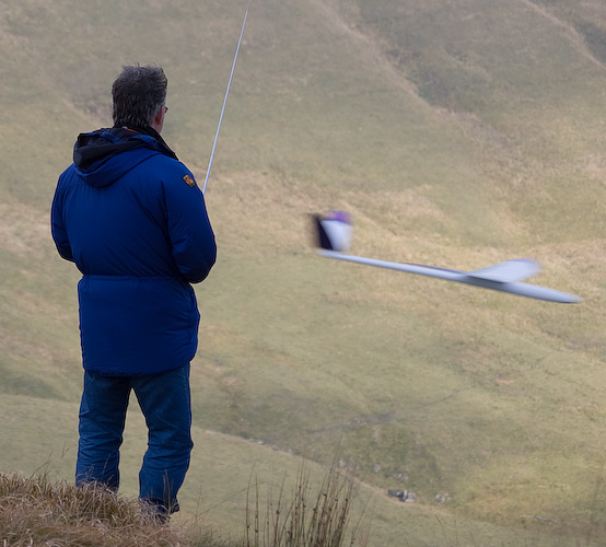 Greg's Race M Ultimate flashes by for another ridge scraping high speed run - great stuff!