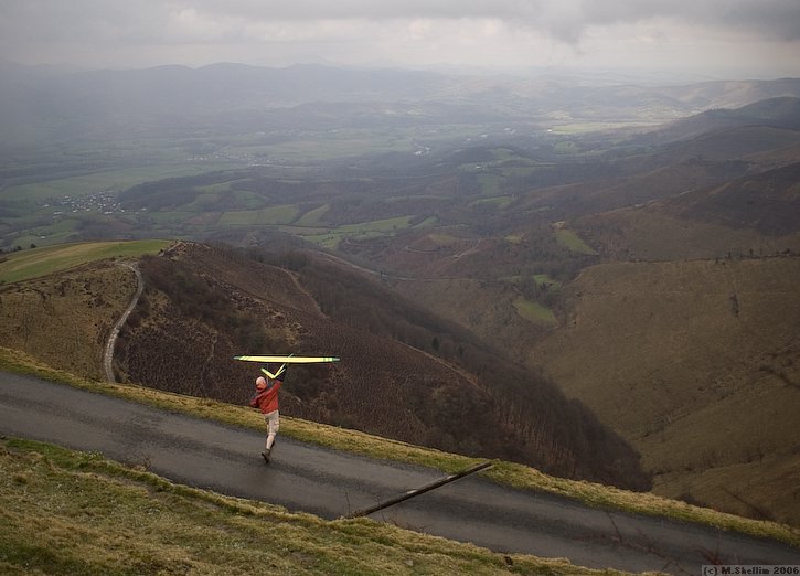 Kevin testing the main NW slope with his beloved Mirage