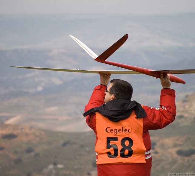 I�aki Elizondo was the popular winner. Here launching what looks like an Aris.