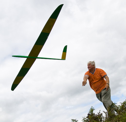 Tom launching for Graham