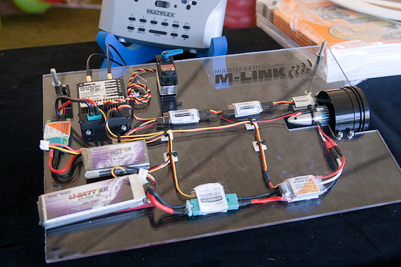 2.4 GHz demo rig, with 16-channel Rx and five sensors. Note separate Lipo's for motor and Rx.