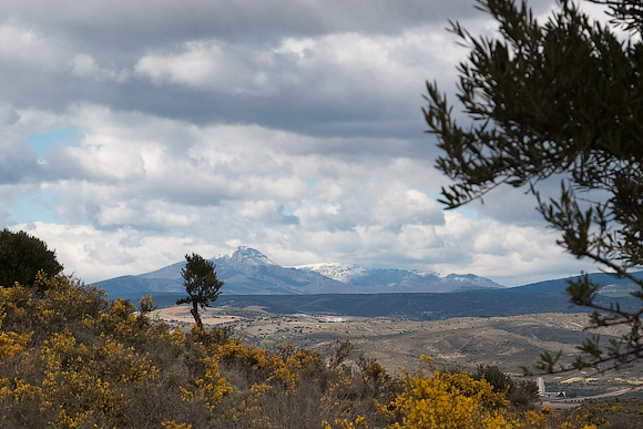 View towards Ojecon, the highest peak in the area. This is a place on my list to visit next year.