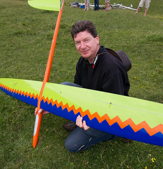 Phil with the Vikos of John Treble. No, that isn't a turbulator strip.