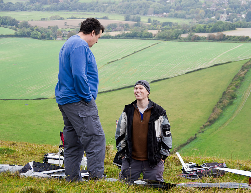 Alex Hamilton chatting with Tom Foreman. Alex was spectating. Tom is steadily improving, came thirteenth.