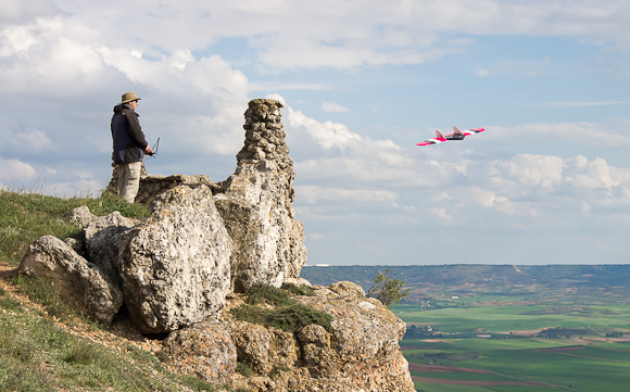 Mike Evans with Bluto prototype. Fast, smooth and quiet.