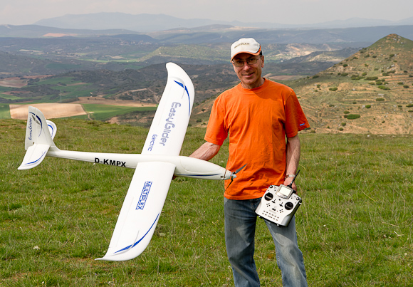 Kevin was at the camera controls for this one.