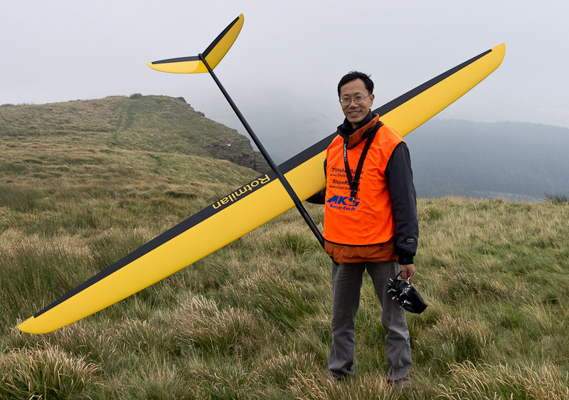 CM with his new Rotmilan ('Red Kite') by Milan Demcisak